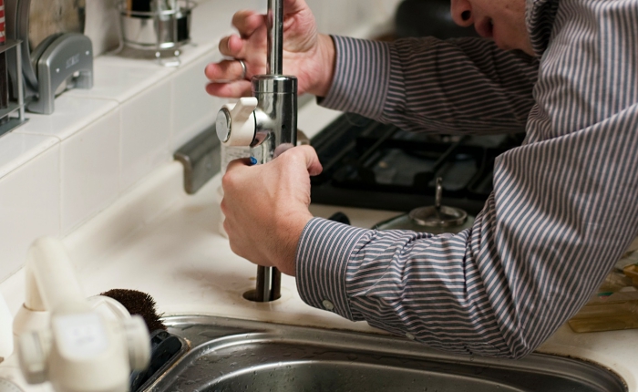 4 conseils pour choisir le bon plombier pour votre maison