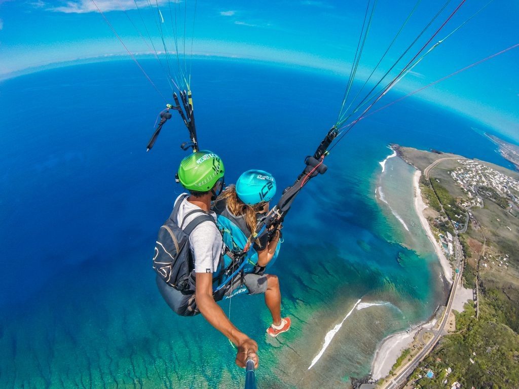 Admirez le paysage somptueux de la Réunion vu du ciel