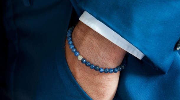 Quels bijoux devriez-vous porter lorsque vous êtes un homme?