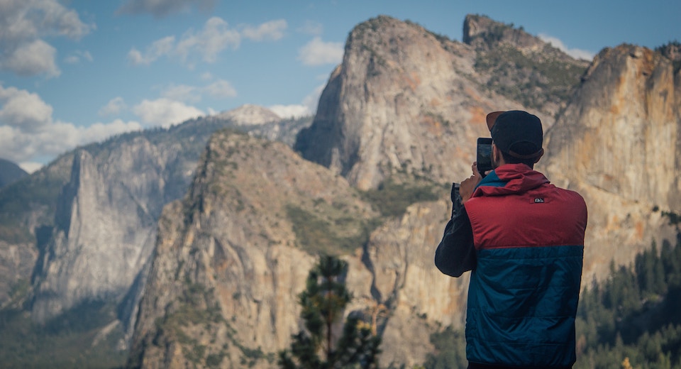 Pourquoi opter pour des photographies de montagne pour sa décoration ?