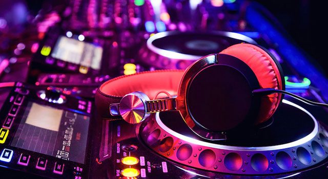 Quel est l’intérêt de faire appel à un DJ professionnel lors de votre mariage ?