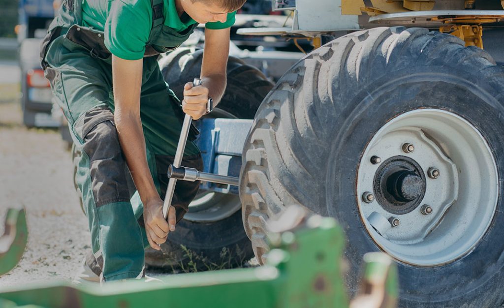 Comment entretenir votre tracteur en hiver ?