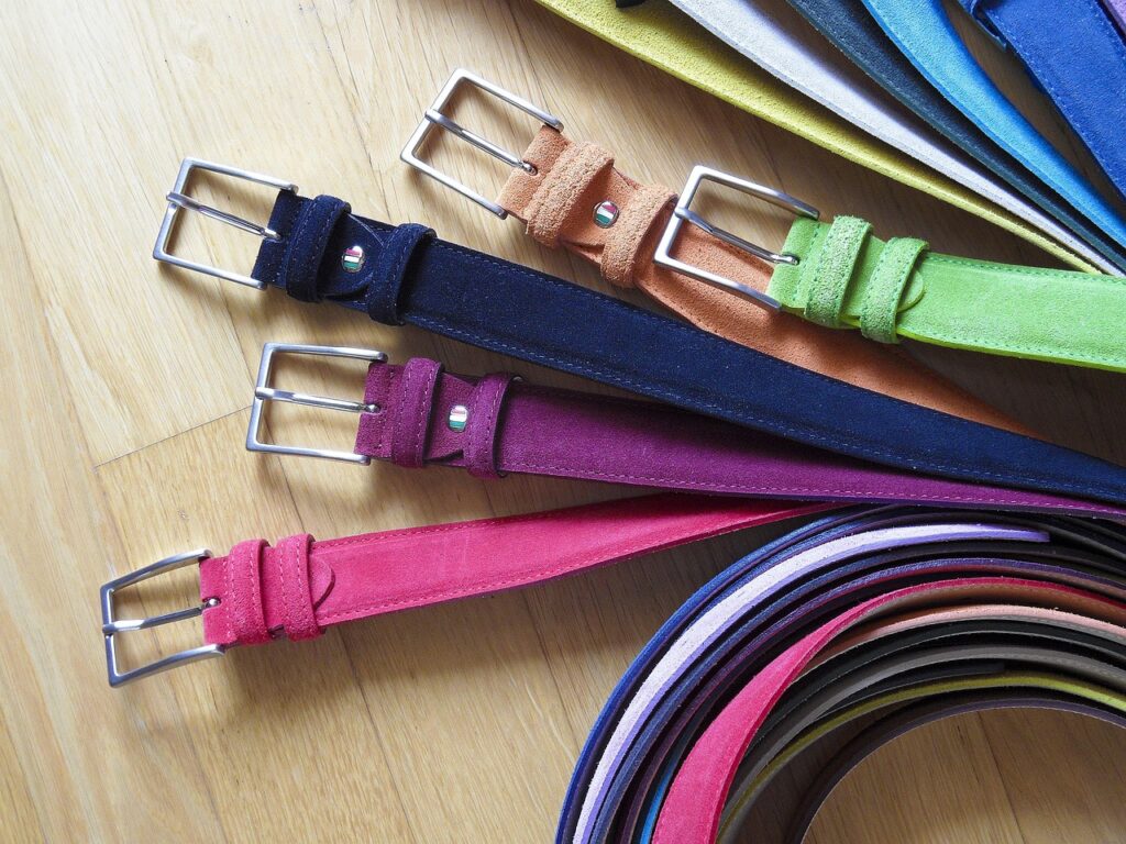 Ceinture pour femme : accessoire mode indispensable pour styliser vos looks